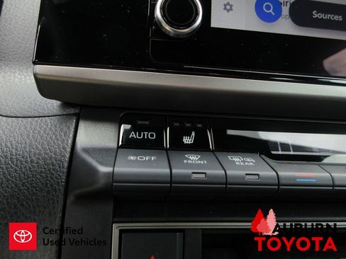 Certified 2025 Toyota Camry SE w/ Convenience Package image 37