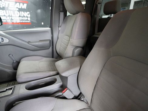 Used 2014 Nissan Frontier S RWD image 10