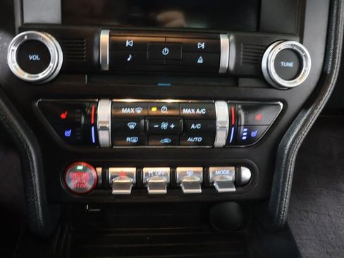 Used 2018 Ford Mustang GT Premium w/ GT Performance Package RWD image 11