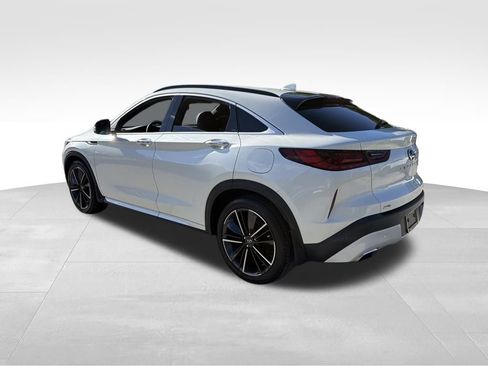 Used 2023 INFINITI QX55 Luxe w/ Cargo Package image 5