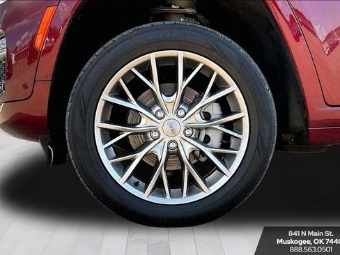 Used 2023 Jeep Grand Cherokee Summit w/ Adv Protech Group IV AWD/4WD image 33