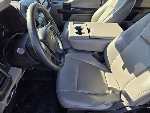 Used 2020 Ford F550 XL w/ Power Equipment Group image 13