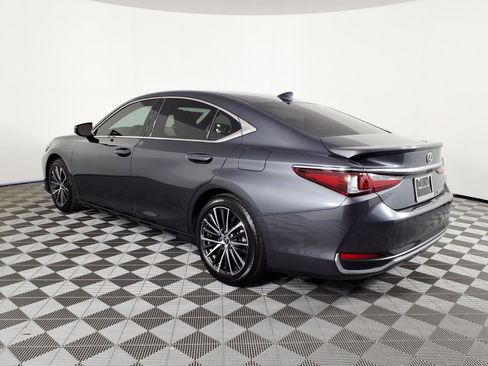 Used 2025 Lexus ES 300h w/ Premium Package FWD image 6