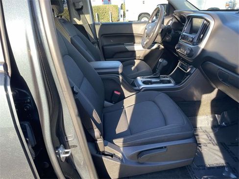 Used 2017 Chevrolet Colorado LT w/ LT Convenience Package image 27