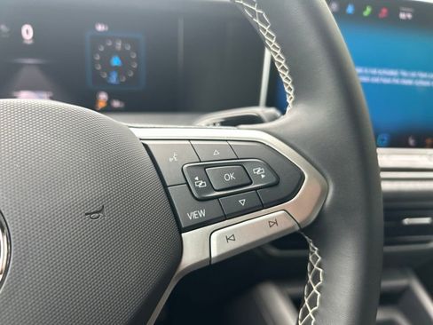 Certified 2025 Volkswagen Tiguan S FWD image 21
