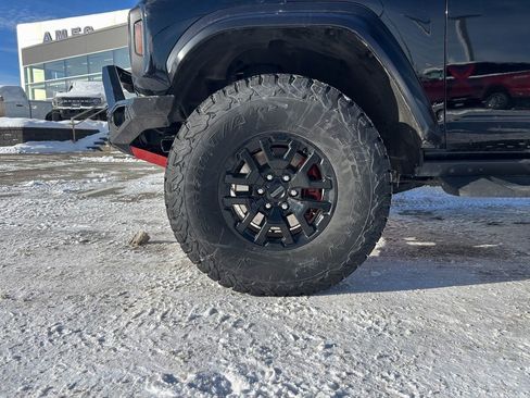 Used 2023 Ford Bronco Raptor image 29