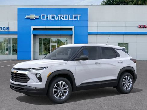 New 2026 Chevrolet TrailBlazer LS w/ LS Convenience Package AWD/4WD image 2