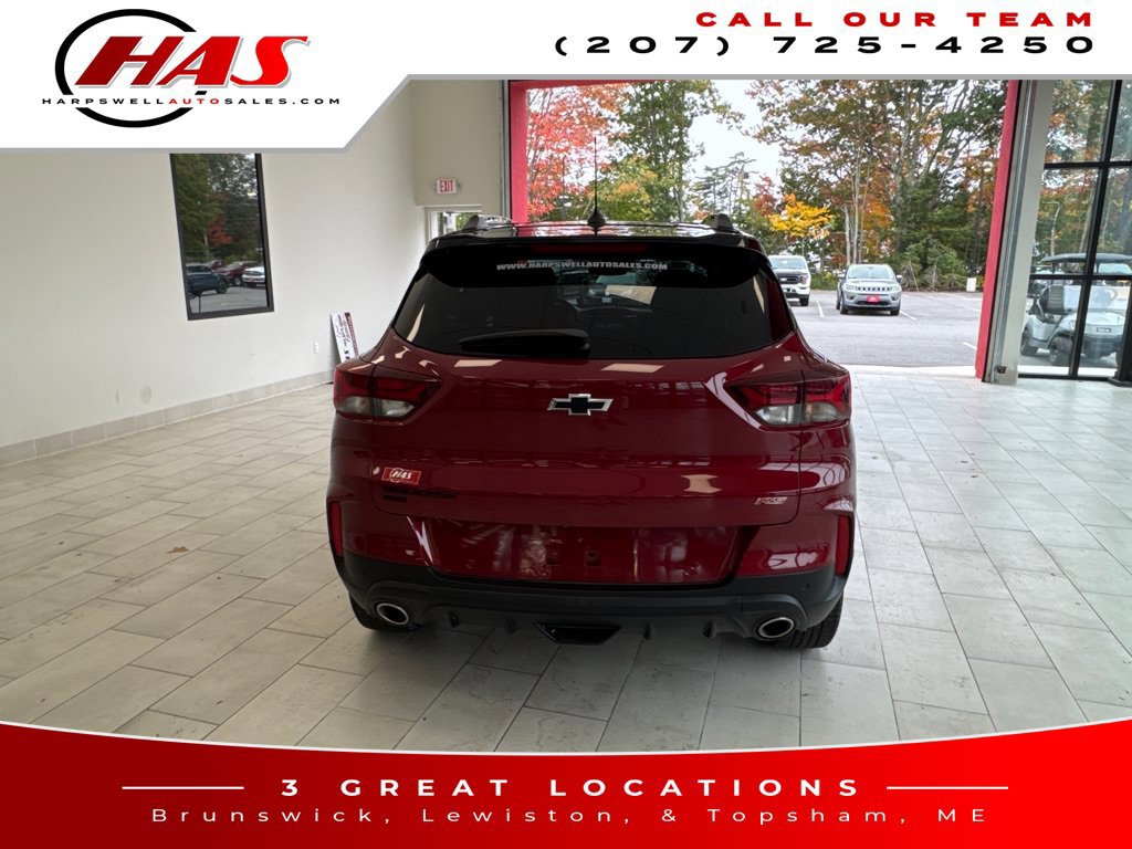 Used 2021 Chevrolet TrailBlazer RS w/ Sun and Liftgate Package AWD/4WD image 4