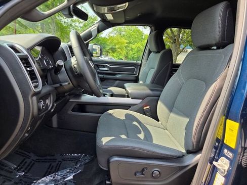 Used 2023 RAM 1500 Big Horn AWD/4WD image 9