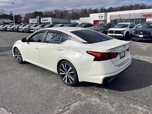 Certified 2020 Nissan Altima 2.5 SR w/ Premium Package image 5