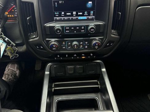 Used 2017 GMC Sierra 1500 SLT image 13