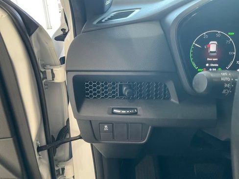 Certified 2023 Honda CR-V Sport image 9