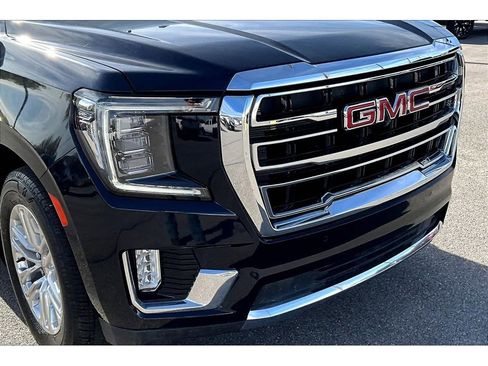 Used 2023 GMC Yukon XL SLT w/ SLT Luxury Package AWD/4WD image 33