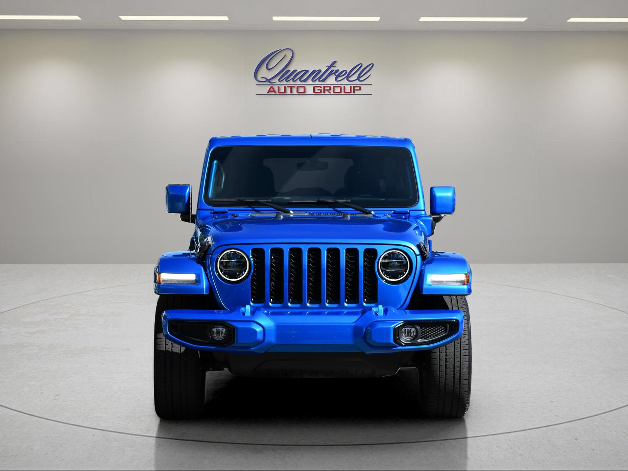 Used 2022 Jeep Wrangler Unlimited Sahara AWD/4WD image 9
