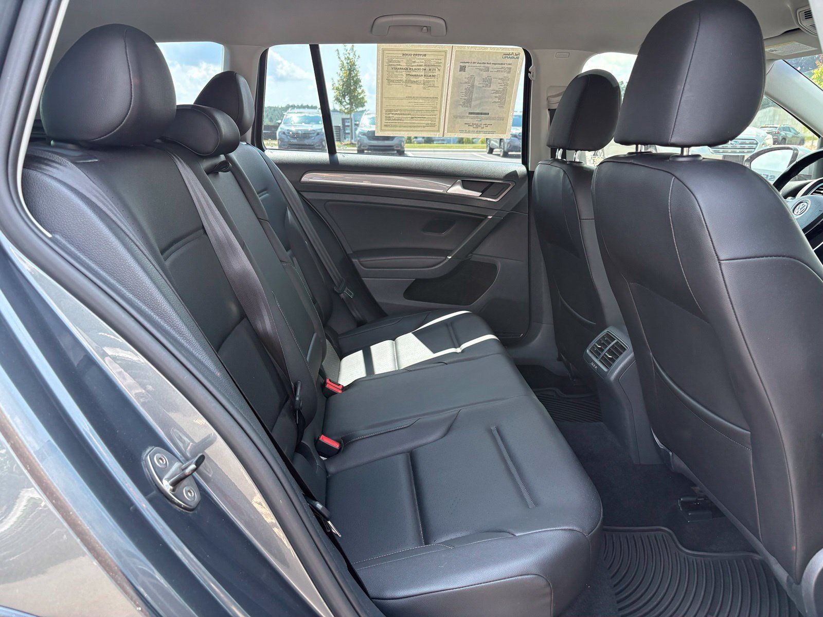 Used 2017 Volkswagen Golf Alltrack S AWD/4WD image 29