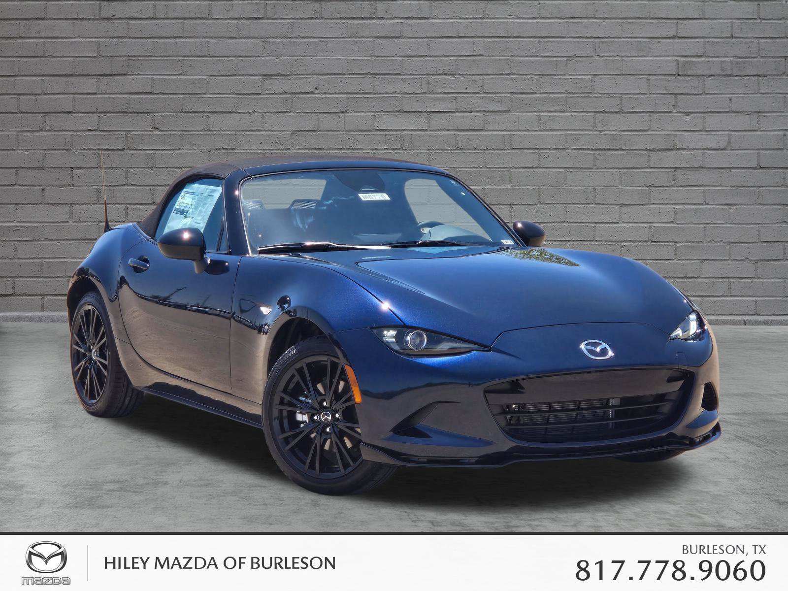 New 2026 MAZDA MX-5 Miata Club w/ Interior Package RWD image 2