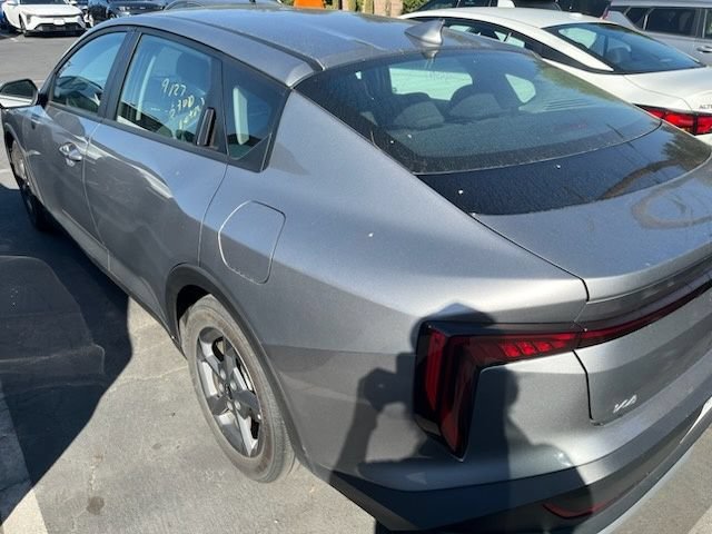 Used 2025 Kia K4 FWD image 6