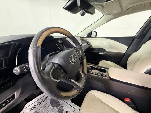 Certified 2023 Lexus RX 350 Premium Plus w/ Accessory Package AWD/4WD image 4