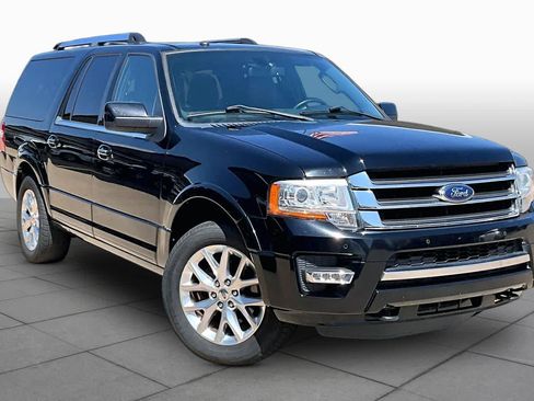 Used 2017 Ford Expedition EL Limited w/ Equipment Group 301A AWD/4WD image 3
