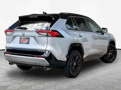 Used 2023 Toyota RAV4 XSE AWD/4WD image 6