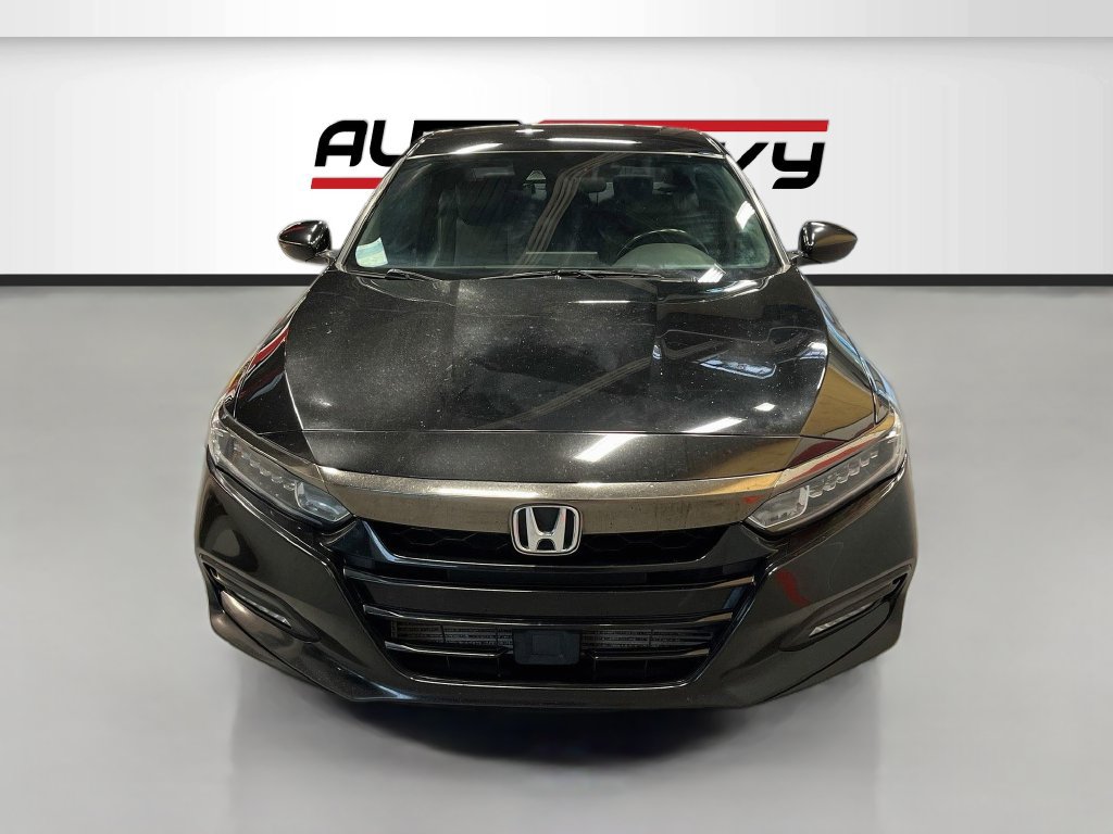 Used 2020 Honda Accord Sport image 2