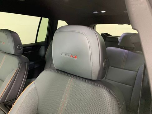 New 2026 GMC Acadia AT4 w/ Luxury Package image 14