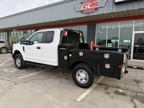 Used 2017 Ford F250 XL w/ Power Equipment Group image 4