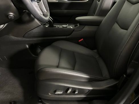 Used 2024 Cadillac XT5 Premium Luxury w/ Technology Package FWD image 27