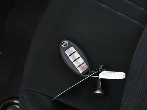 Used 2024 Nissan Leaf S image 25