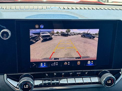 Used 2026 Chevrolet Colorado Trail Boss AWD/4WD image 51