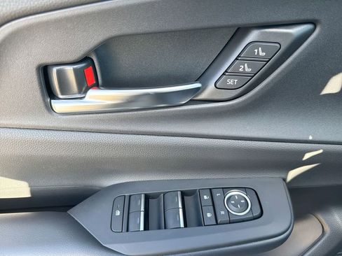 New 2026 Toyota Prius Plug-In Hybrid image 15