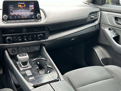 Certified 2025 Nissan Rogue S FWD image 22