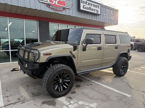 Used 2005 HUMMER H2 w/ Preferred Equipment Group AWD/4WD image 1