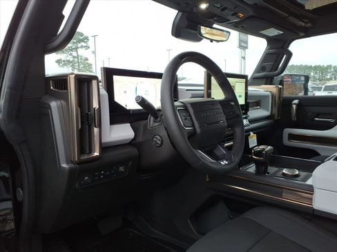 New 2025 GMC Hummer EV 2X image 7