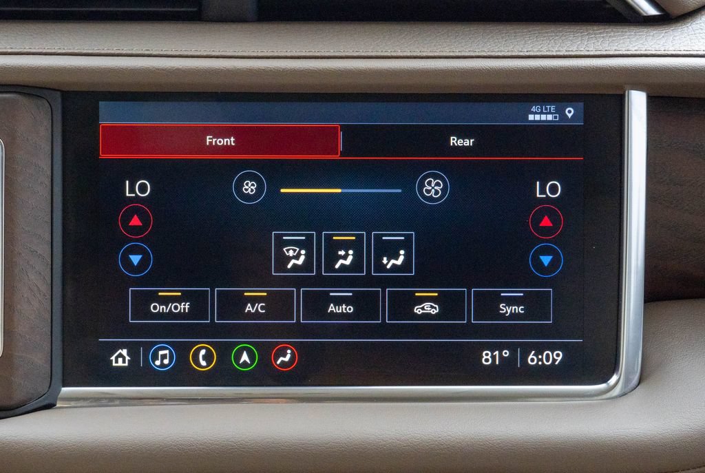 Used 2021 GMC Yukon Denali AWD/4WD image 15
