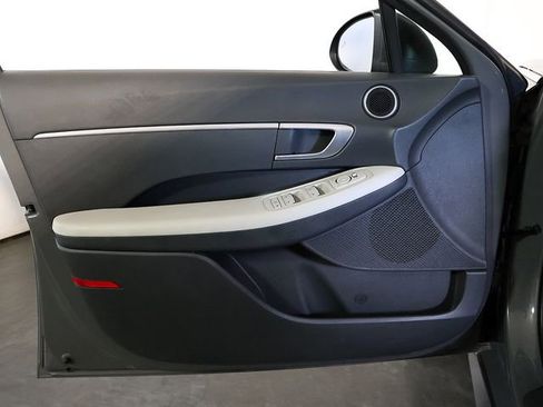 Used 2022 Hyundai Sonata SE FWD image 22
