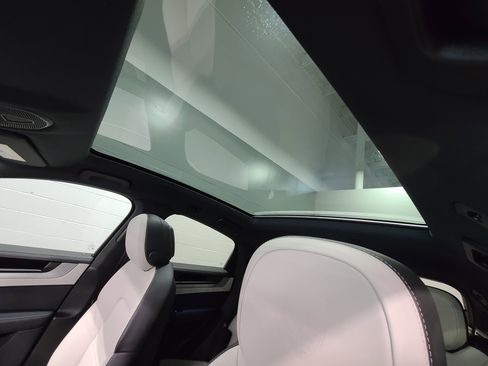 New 2026 Porsche Cayenne Coupe image 25