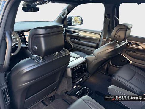 New 2026 Jeep Grand Wagoneer Limited image 19