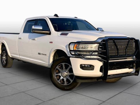 Used 2020 RAM 2500 Limited AWD/4WD image 3