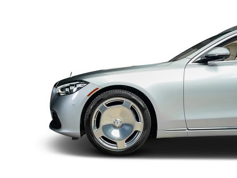 Used 2024 Mercedes-Benz Maybach S 580 4MATIC image 26