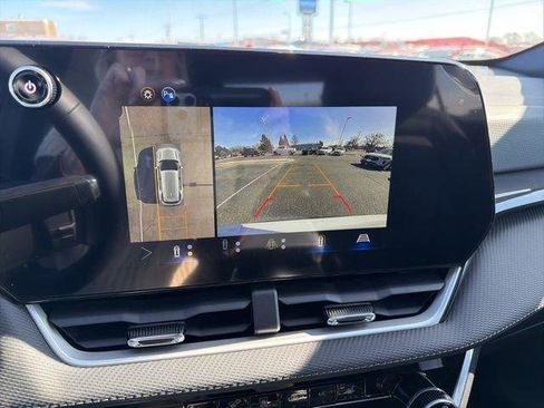 New 2026 Chevrolet Equinox LT w/ Safety and Technology Package image 16