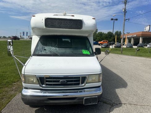 Used 2003 Ford E-450 and Econoline 450 RWD image 27