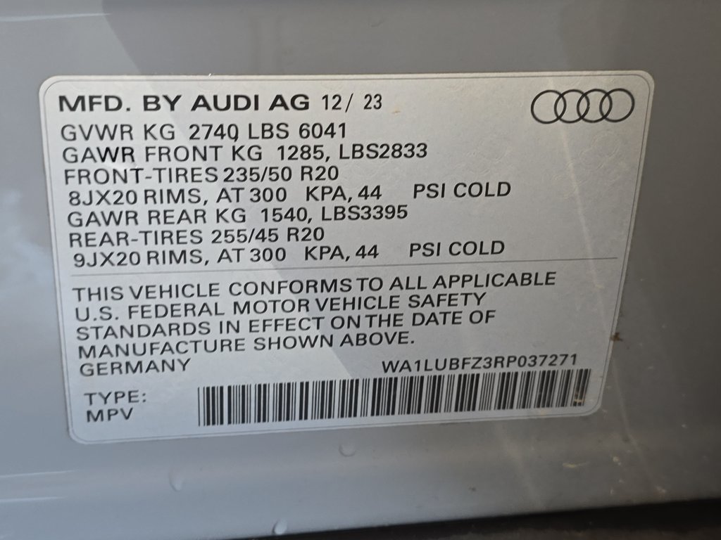 Used 2024 Audi Q4 e-tron Premium Plus w/ Premium Plus AWD/4WD image 36