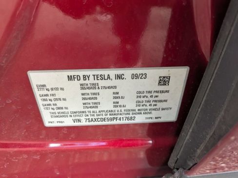 Used 2023 Tesla Model X image 16