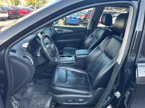 Used 2018 Nissan Pathfinder SL FWD image 10