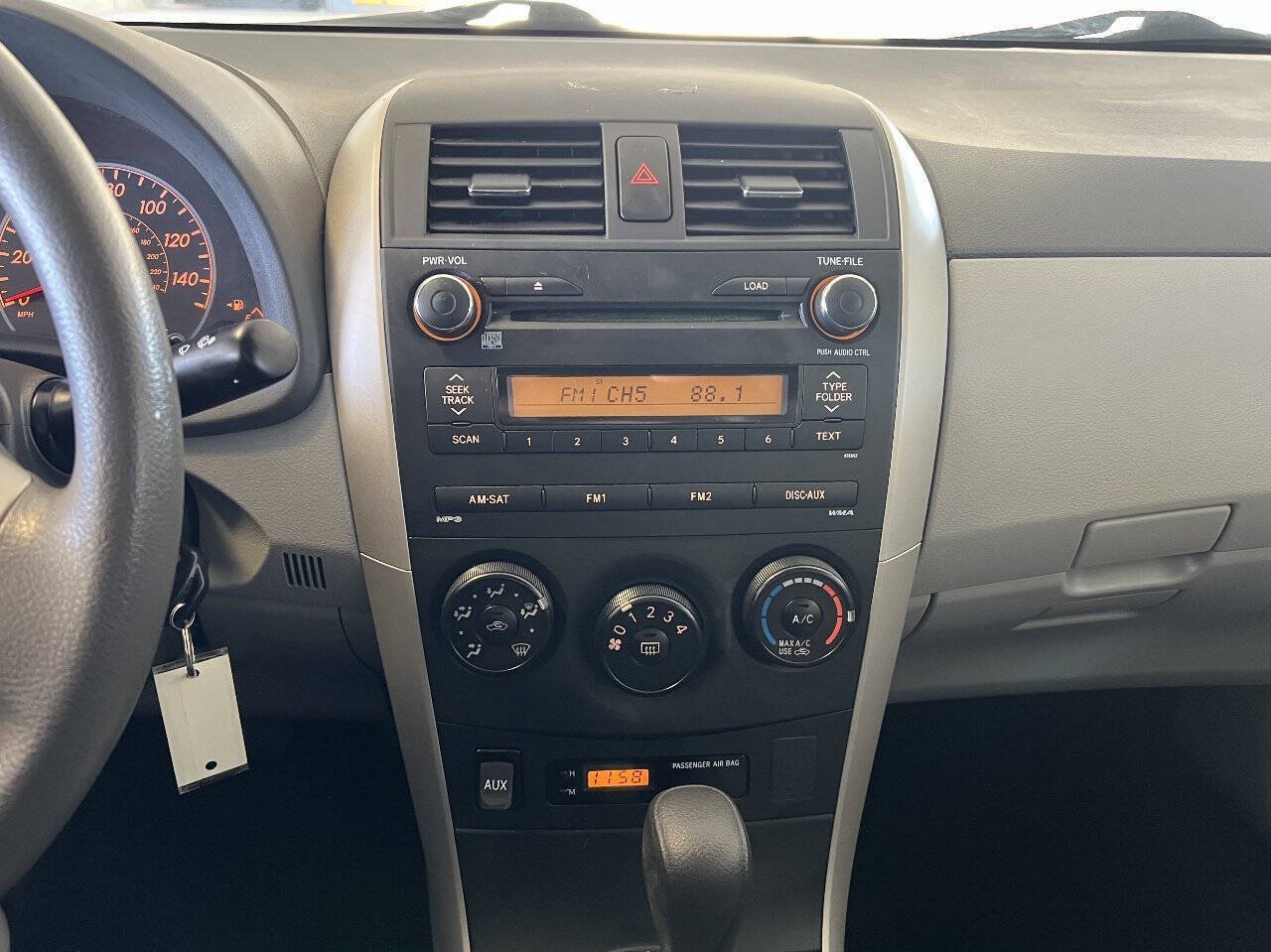 Used 2010 Toyota Corolla LE w/ All Weather Guard Pkg FWD image 18