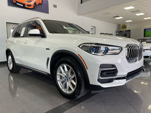 Used 2023 BMW X5 xDrive45e w/ Executive Package AWD/4WD image 7