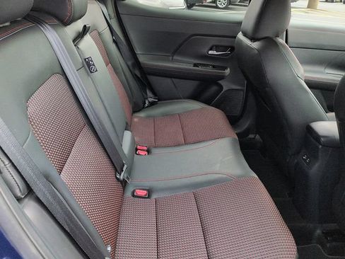 Used 2025 Nissan Kicks SR FWD image 11