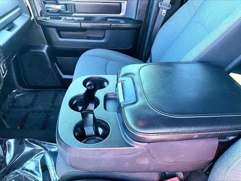 Used 2021 RAM 1500 Classic Warlock w/ Luxury Group image 15