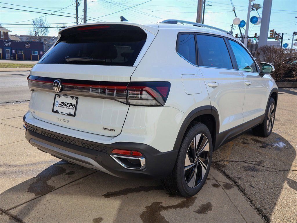 New 2026 Volkswagen Taos SE AWD/4WD image 5